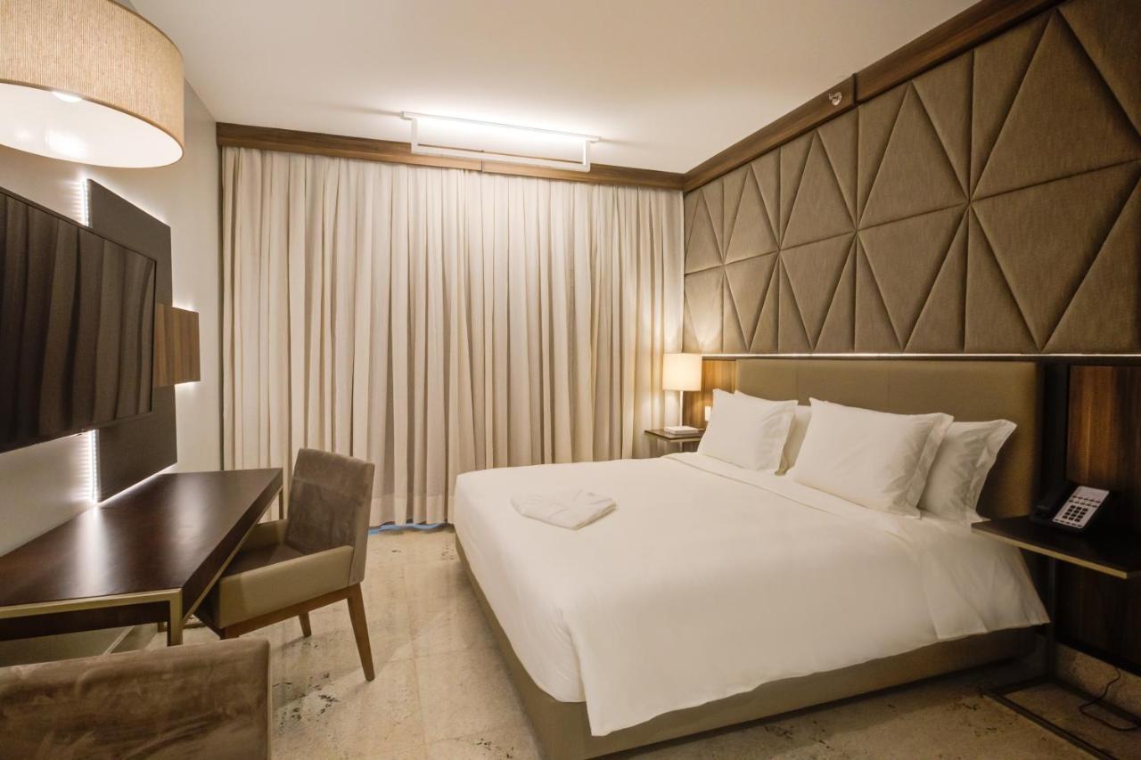 Doubletree By Hilton - -