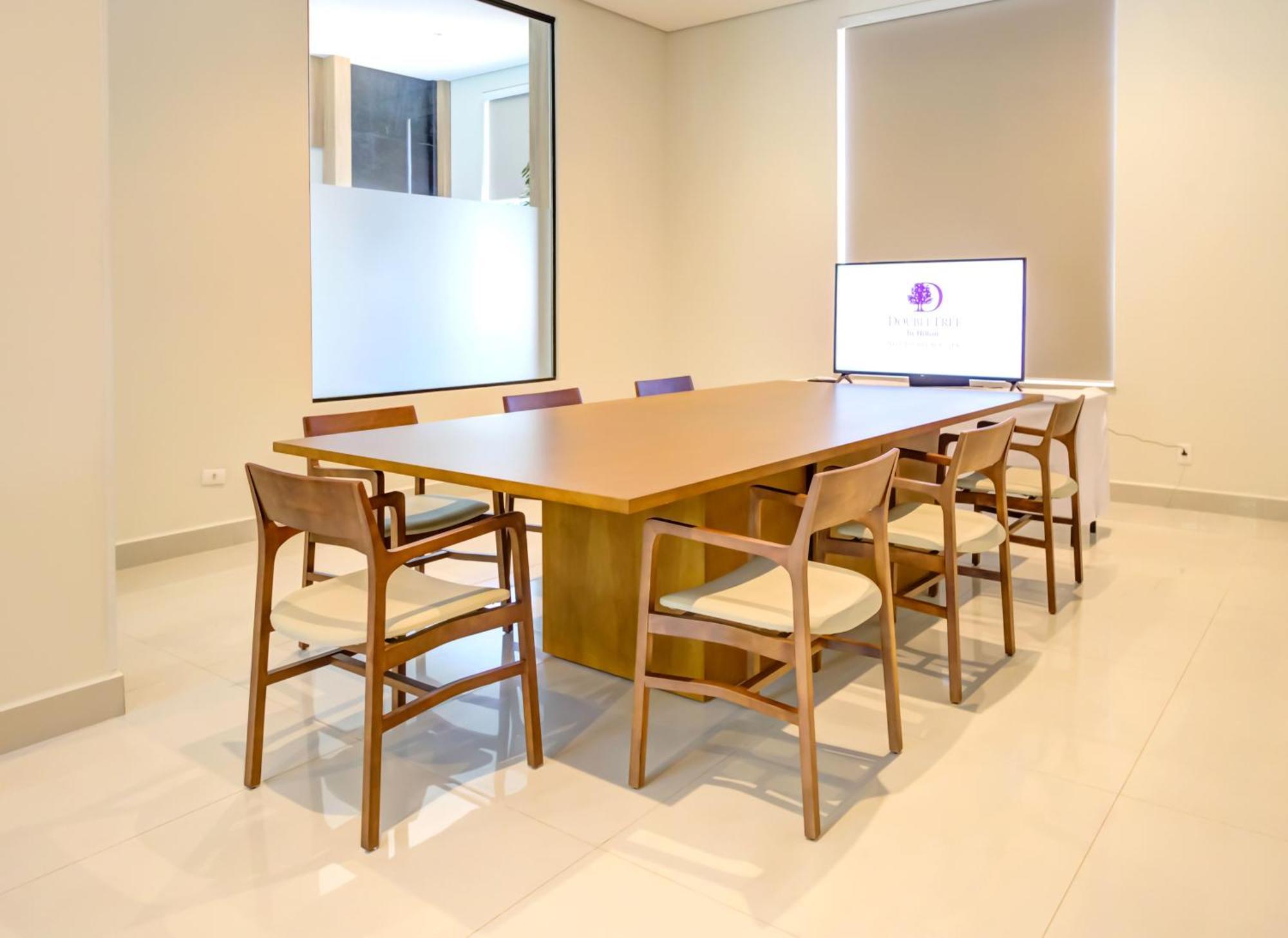 Resort Doubletree By Hilton - -